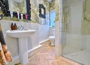 Photo 22- click for photo gallery